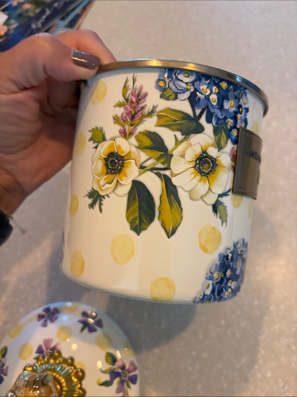 MacKenzie-Childs Floral canister with Glass Knob - White & Yellow - Picture 7 of 8